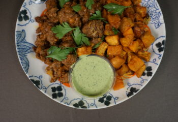 PROTEIN BEEF BOWL WITH GARLIC HERB SAUCE