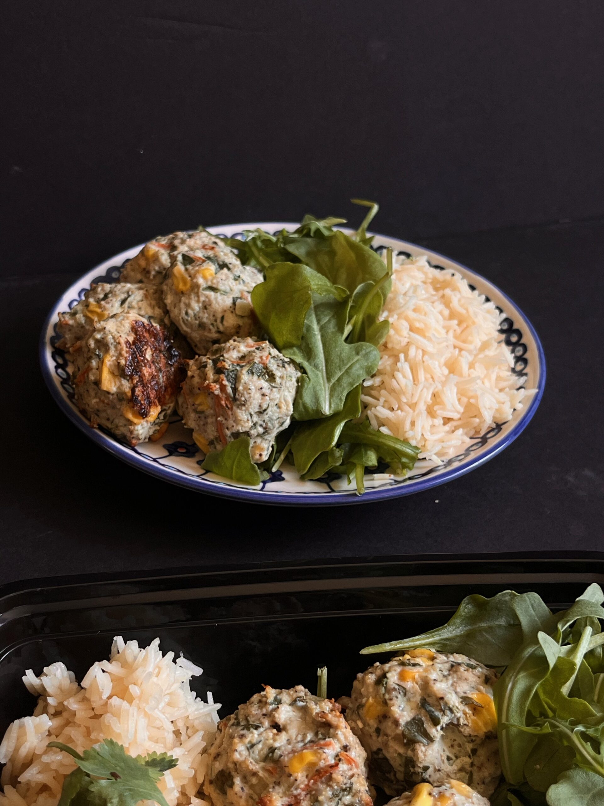 VEGGIE PACKED MEATBALLS WITH CILANTRO SAUCE - Image 4